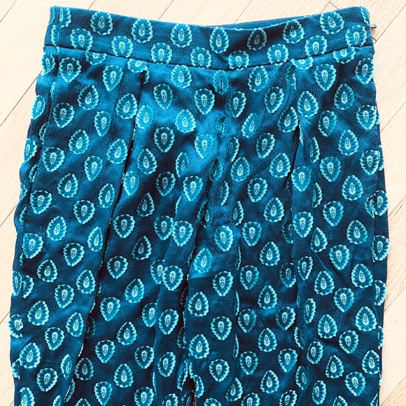 CHLOE Silk Embroidered Jacquard Pants - Picture 3 of 13